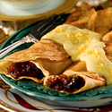 Orange Mincemeat Crepes with Cream Sauce